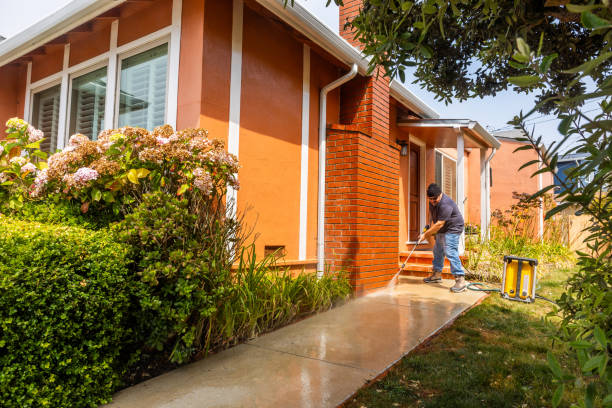 Why Choose Our Certified Pressure Washing Experts for Your Project Needs in Coopersville, MI?